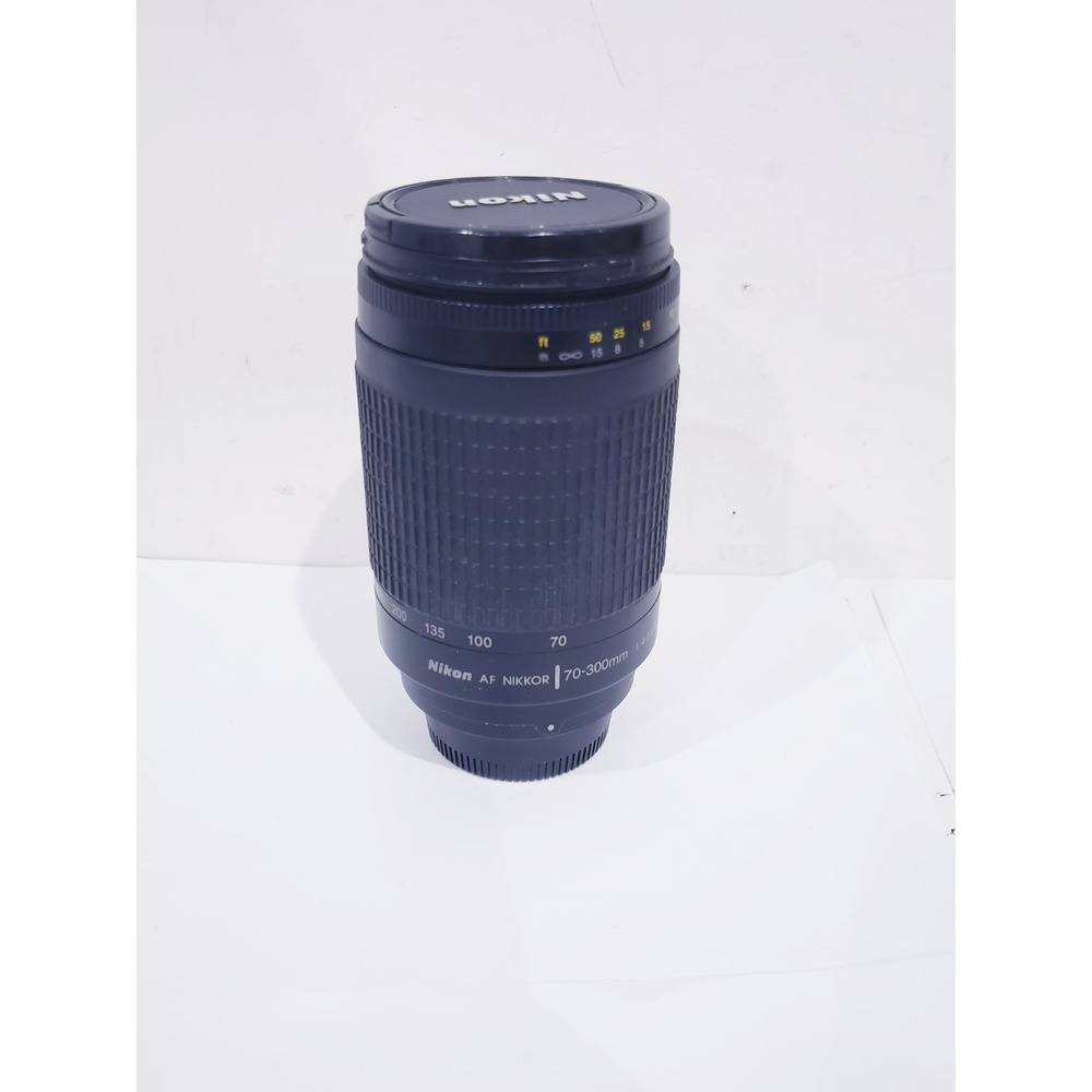 Nikon AF Nikkor 70-300mm 1:4-5.6 G Zoom Lens - Clean and Works